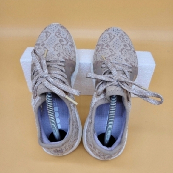 adidas Pureboost X Element Ash Pearl Women's Running Shoes Size 6 - Picture 5 of 8